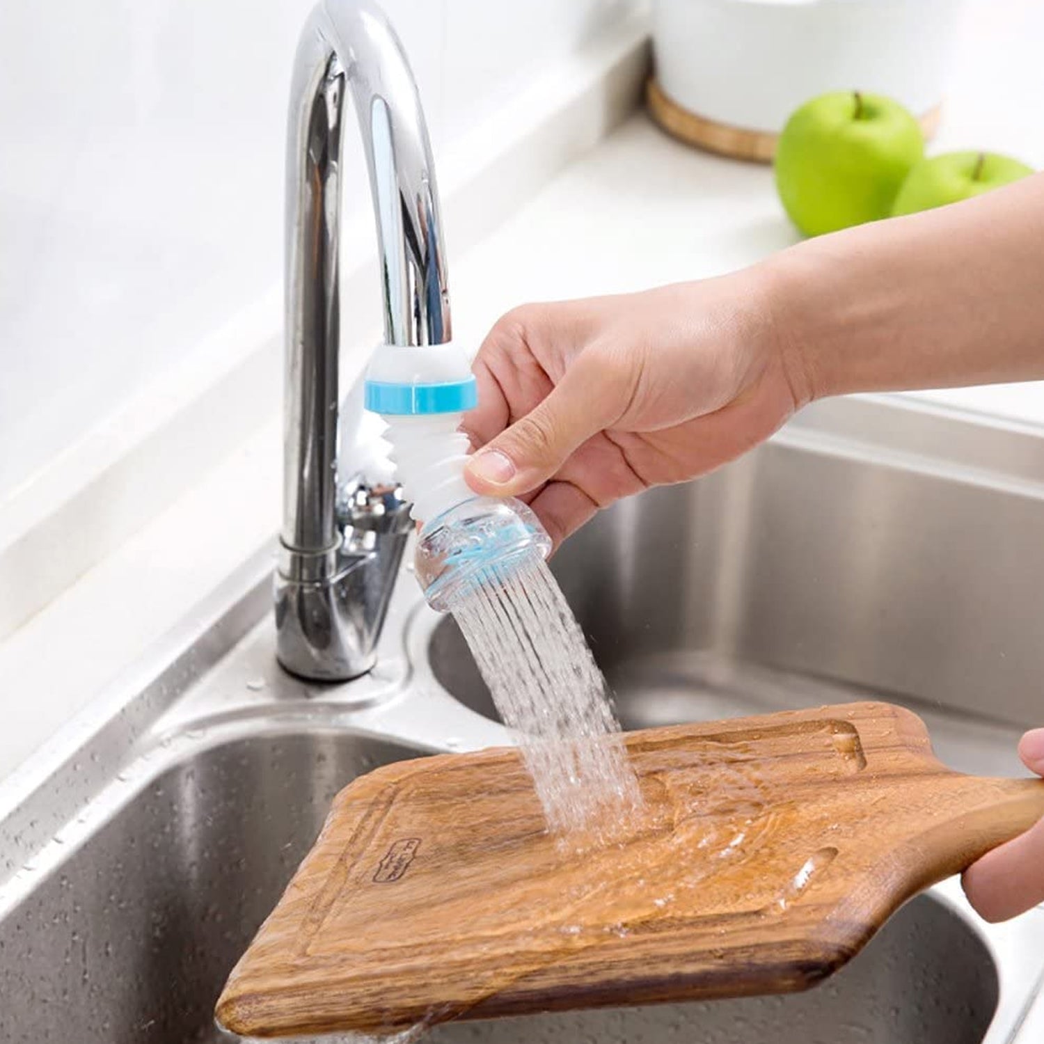 Faucet sprayer filter nozzle, rotatable, for wash basin, adjustable for kitchen and bathroom.